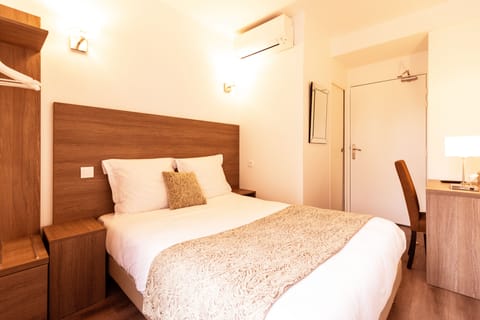 Individually decorated, individually furnished, desk, blackout drapes