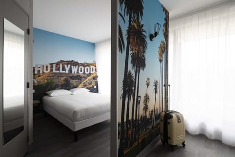 Quadruple Room, Multiple Beds | Individually decorated, individually furnished, blackout drapes