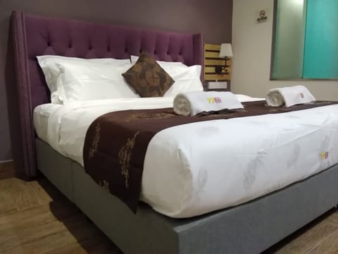 Deluxe Room, No Windows | In-room safe, desk, blackout drapes, WiFi (free)