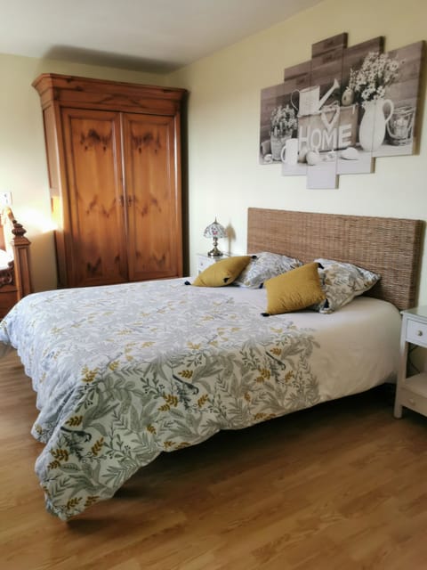 Comfort Double Room | Individually decorated, individually furnished, desk
