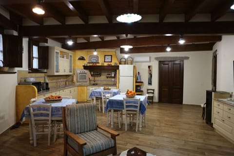 Free daily local cuisine breakfast