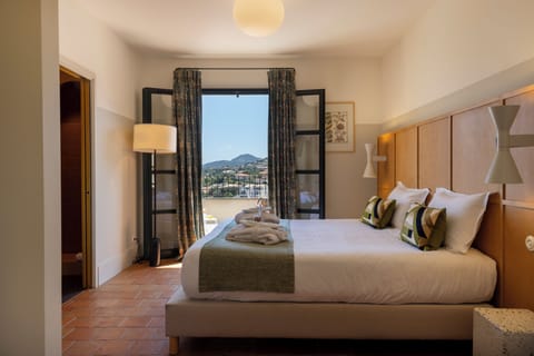 Chambre Prestige | Premium bedding, minibar, in-room safe, desk