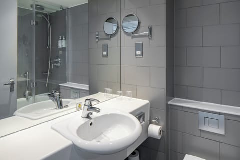 Premium Room | In-room safe, desk, iron/ironing board, free cribs/infant beds