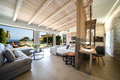 Studio Suite, Sauna | Individually decorated, individually furnished, iron/ironing board