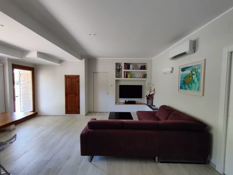 Apartment, 2 Bedrooms, Garden View | Living area | TV