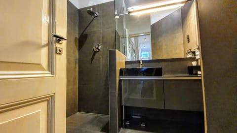 Standard Apartment | Egyptian cotton sheets, premium bedding, down comforters, minibar