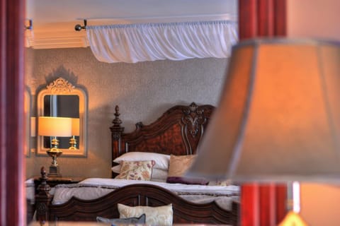 Individually decorated, desk, iron/ironing board, free cribs/infant beds