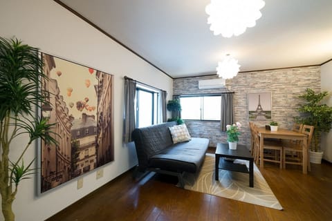 Private Vacation Home | Living area | Flat-screen TV