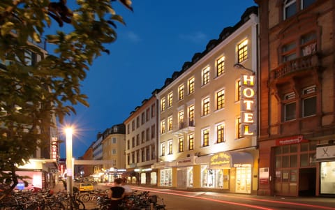 Front of property - evening/night