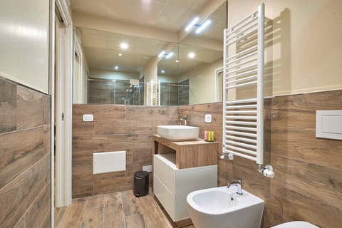 Egyptian cotton sheets, premium bedding, minibar, in-room safe