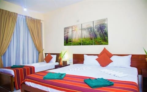 Deluxe Room, 1 Bedroom, Hill View | Rollaway beds, bed sheets