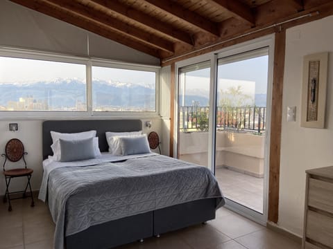 Panoramic Penthouse, 1 Bedroom, Ocean View | In-room safe, rollaway beds, free WiFi, bed sheets