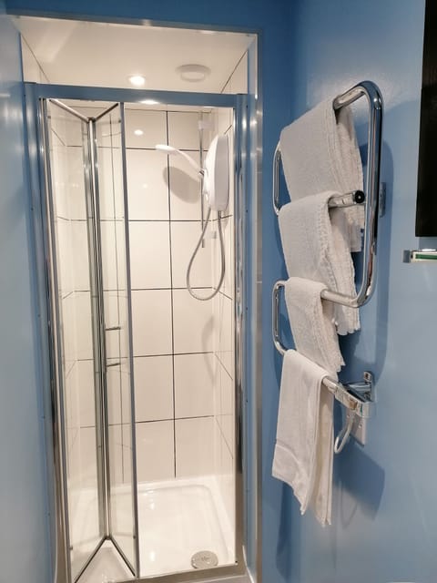 Family Quadruple Room, Multiple Beds, Garden View, Ground Floor | Bathroom | Shower, free toiletries, hair dryer, towels