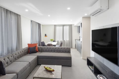 Two Bedroom Apartment Suite | Premium bedding, pillowtop beds, minibar, in-room safe
