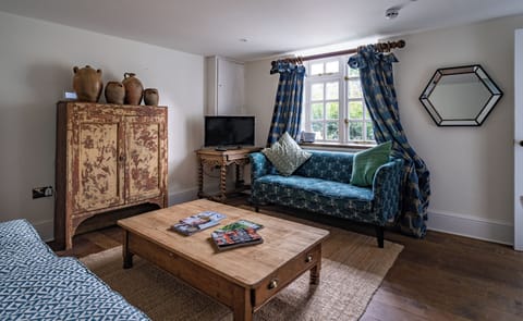 Family Room | Free WiFi, bed sheets