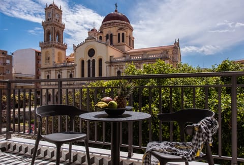 Deluxe Room with Balcony and City View | View from room