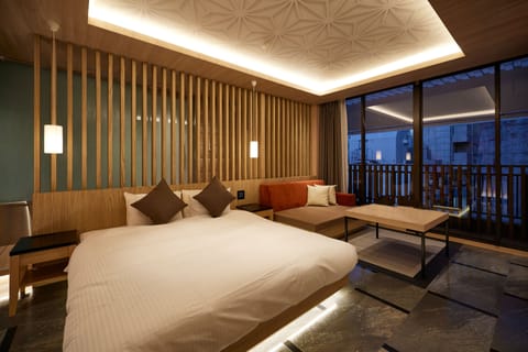Alfit King | In-room safe, free WiFi, bed sheets