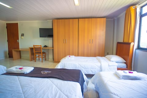 Minibar, in-room safe, desk, laptop workspace