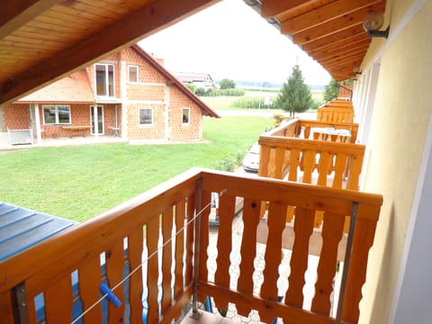 Room | Terrace/patio