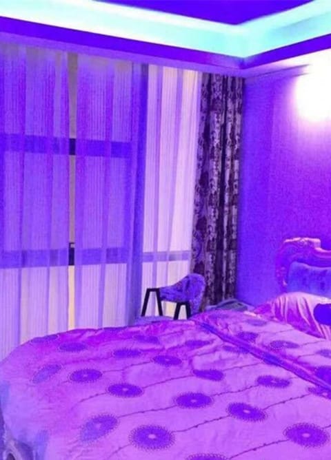 Deluxe Double Room, Non Smoking | Desk, blackout drapes, free WiFi
