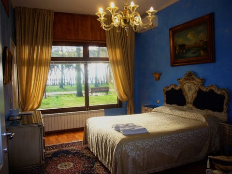 Apartment, 2 Bathrooms, Ground Floor (Laguna dream apartment) | Desk, free WiFi, bed sheets