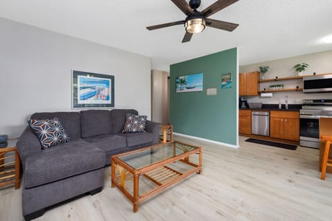 Condo, 1 King Bed (Kona Makai 3-203) | Living area