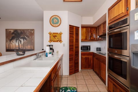 Condo, 1 King Bed with Sofa bed (Kahaluu Bay Villas 304) | Private kitchen | Dishwasher, paper towels