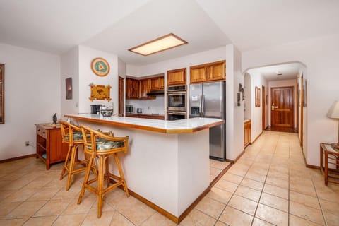 Condo, 1 King Bed with Sofa bed (Kahaluu Bay Villas 304) | Private kitchen | Dishwasher, paper towels
