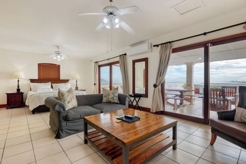Senior Penthouse, 1 King Bed, Sea View | Premium bedding, Select Comfort beds, in-room safe, iron/ironing board