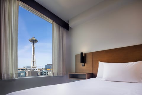 Standard Room, 1 King Bed, Space Needle View | Hypo-allergenic bedding, pillowtop beds, individually decorated