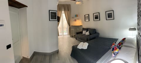 Quadruple Room | Premium bedding, minibar, individually furnished, desk