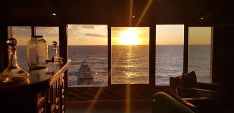 Apartment, 3 Bedrooms, Sea View | Living area