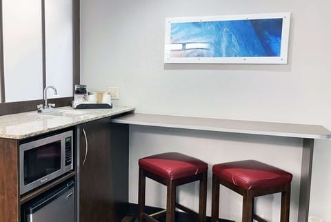 In-room safe, desk, iron/ironing board, free cribs/infant beds