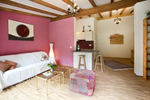 Apartment | Living area | Heated floors