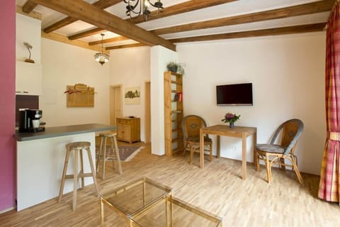 Apartment | In-room dining