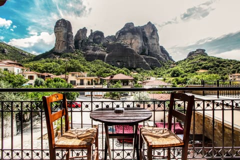 Double Room with Balcony (Meteora View) | Mountain view