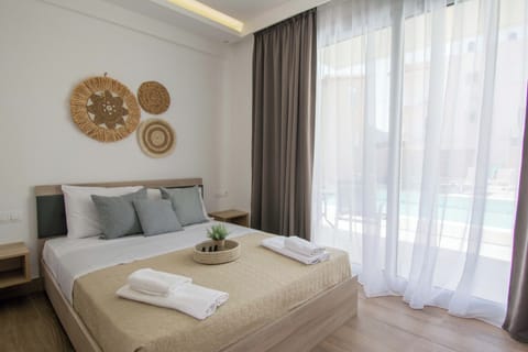 Deluxe Studio, Garden View | Egyptian cotton sheets, premium bedding, memory foam beds, desk