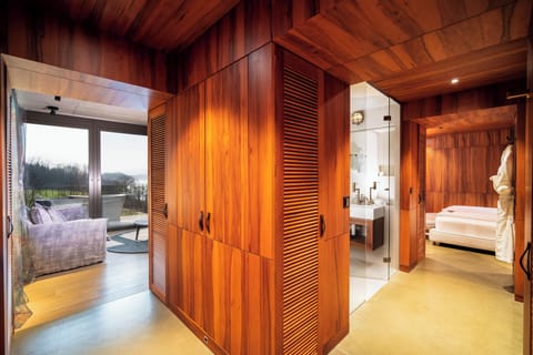 Cocon Junior-Suite | Hypo-allergenic bedding, minibar, in-room safe, desk