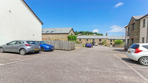 Cottage (3 Bedrooms) | Interior