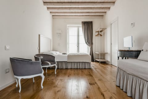 Junior Suite, Garden View | Egyptian cotton sheets, premium bedding, down comforters