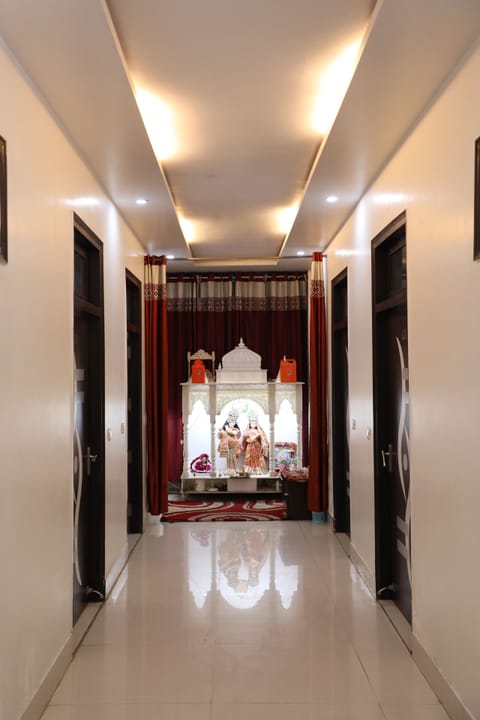 Reception hall
