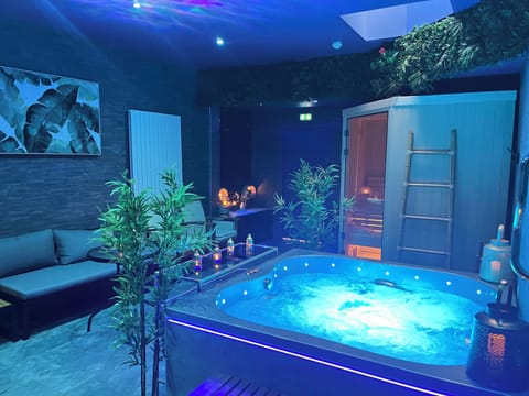 Turkish bath, hot stone massages, sports massages, body wraps