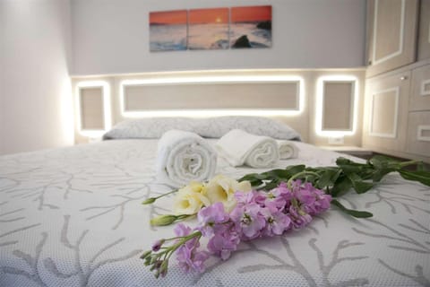 Double or Twin Room, Balcony | Minibar, in-room safe, desk, blackout drapes