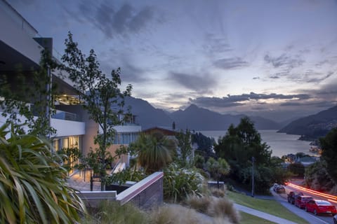 Apartment, 2 Bedrooms, 2 Bathrooms, Mountain View | Mountain view