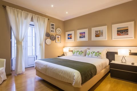 Superior Double Room | In-room safe, desk, blackout drapes, soundproofing