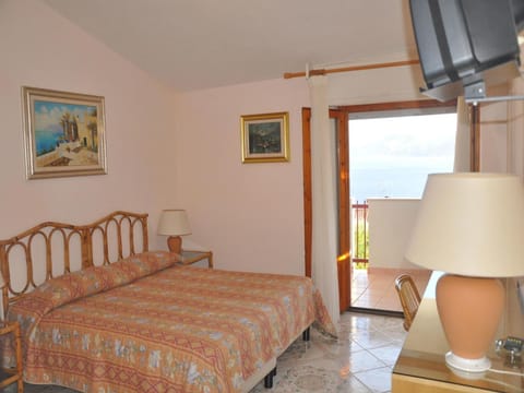 In-room safe, desk, cribs/infant beds, free WiFi