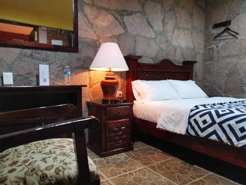 Standard Room | Soundproofing, iron/ironing board, free WiFi, bed sheets