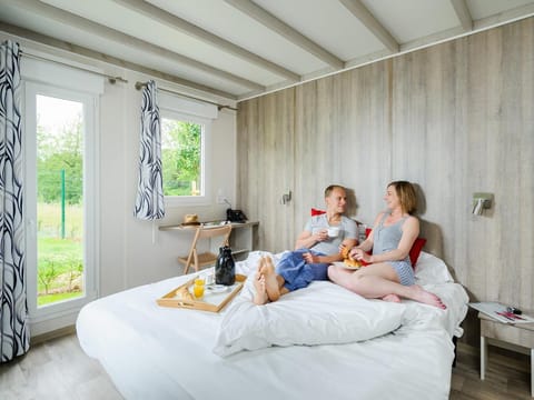 Blackout drapes, free cribs/infant beds, free WiFi, bed sheets