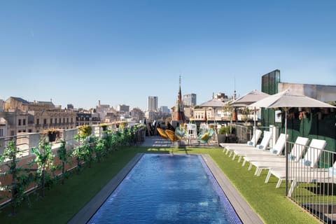 Outdoor pool, open 9:00 AM to 6:00 PM, sun loungers