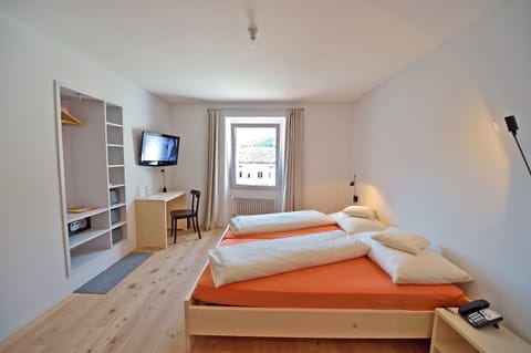 Standard Double Room | 1 bedroom, down comforters, in-room safe, laptop workspace